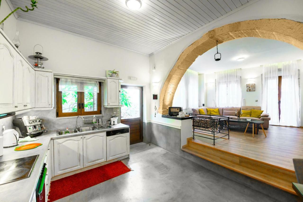 Athina House Spa & Hammam Arkhondikí Exterior foto